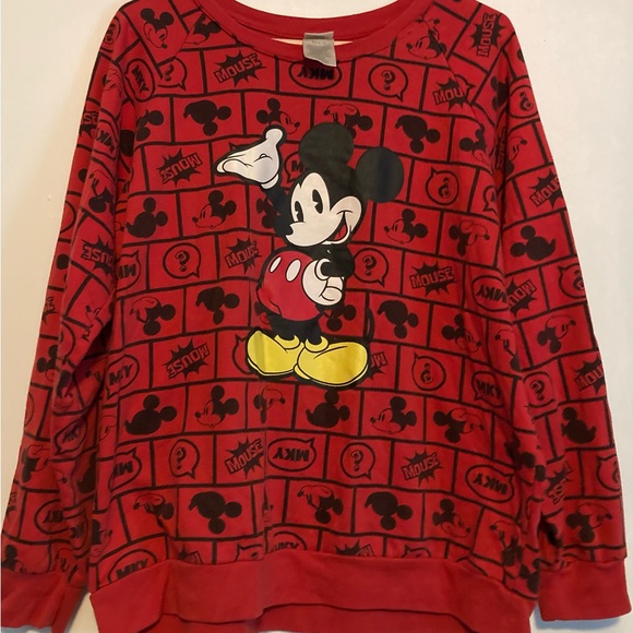 Disney Sweaters - Disney Women's Size XL  Red Mickey Mouse Sweatshirt comfy
